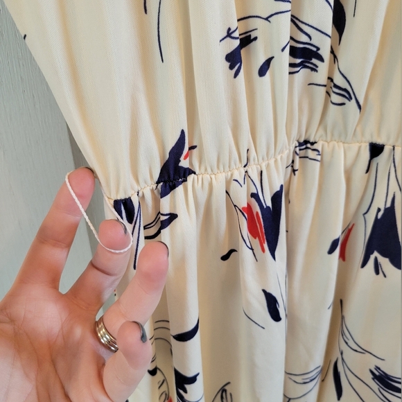 Vintage Cream Red Navy Floral Print Swing Dress - Picture 2 of 5
